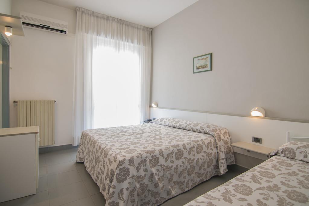B&B Hotel Souvenir Cesenatico Pokoj fotografie